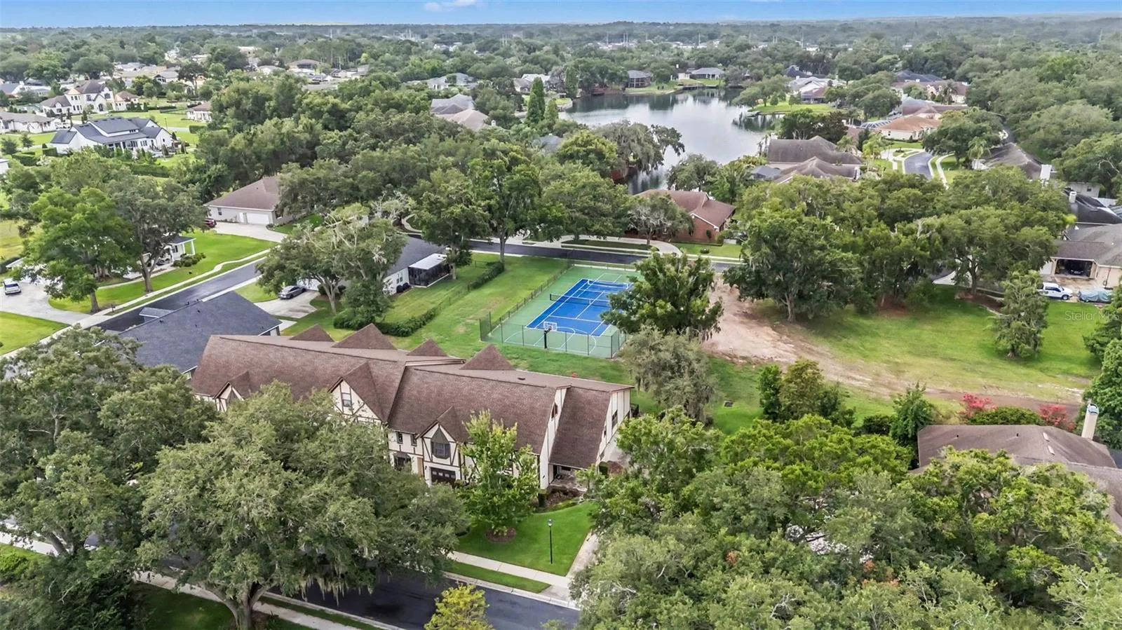 633 Victoria Square Ln, Lakeland, Florida 33813 — photo 45