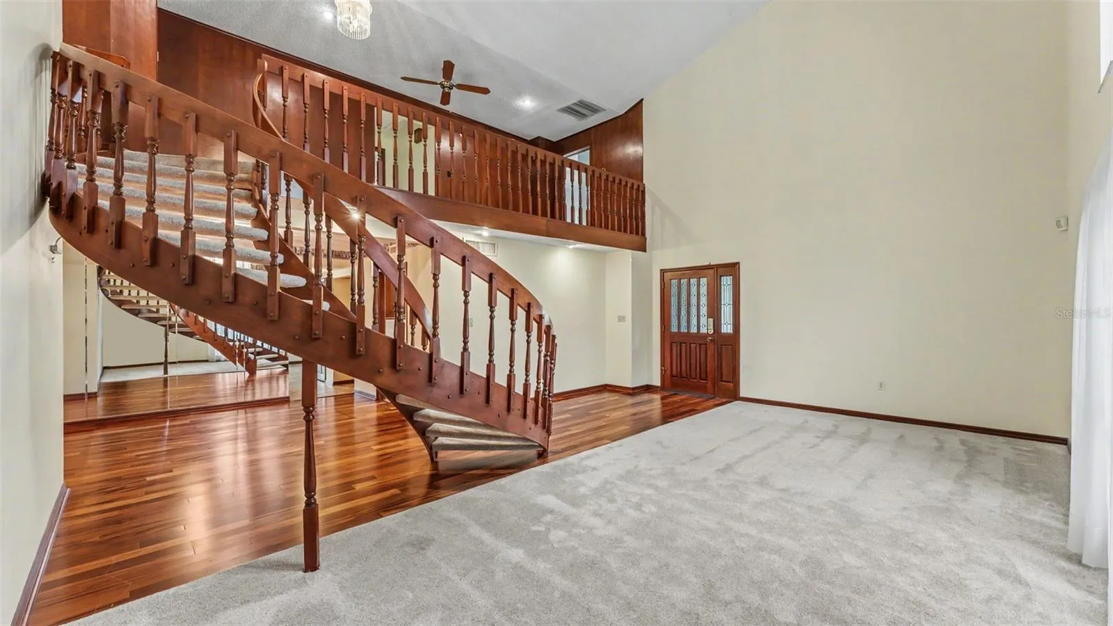 633 Victoria Square Ln, Lakeland, Florida 33813 — photo 3