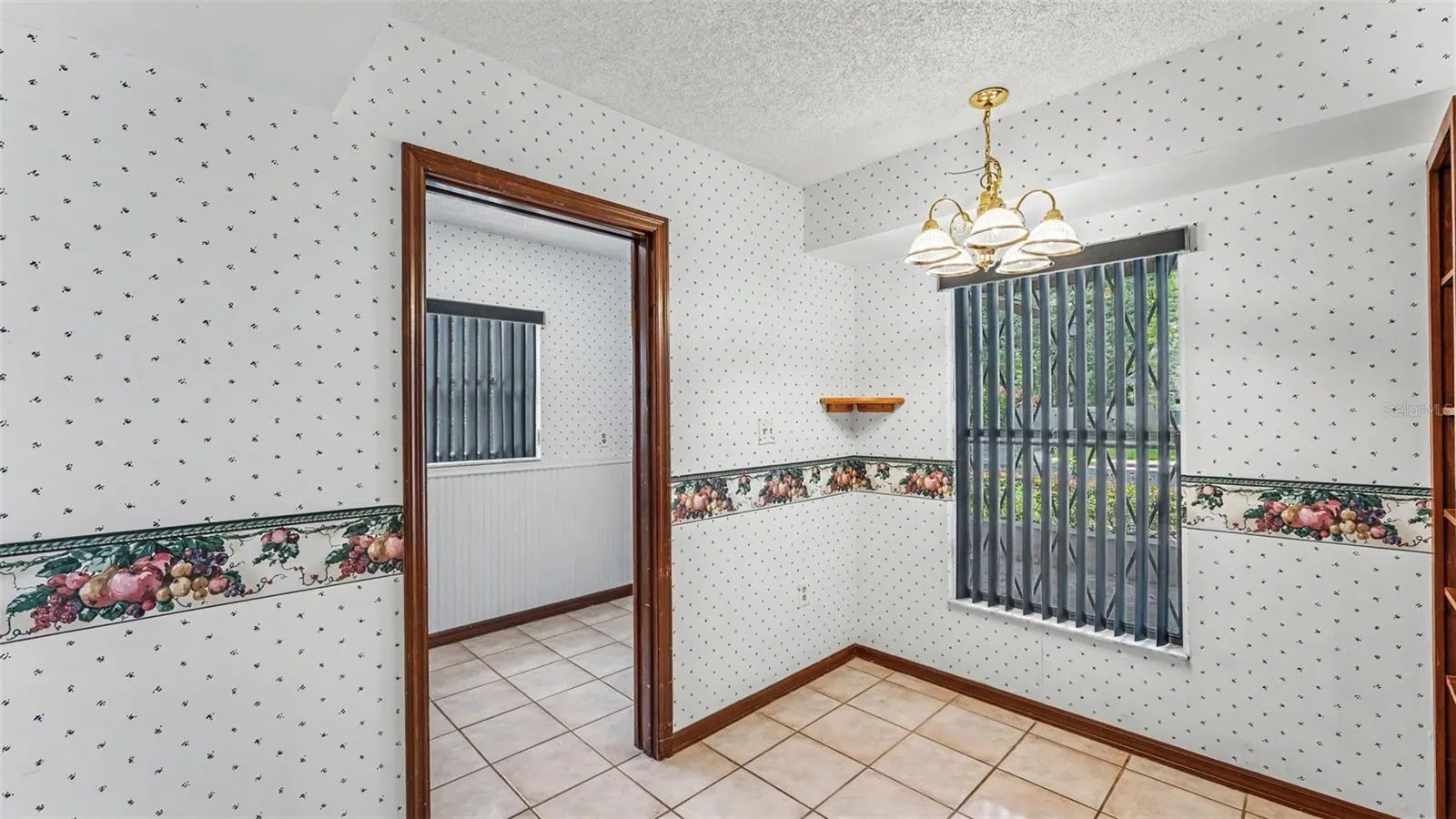 633 Victoria Square Ln, Lakeland, Florida 33813 — photo 12