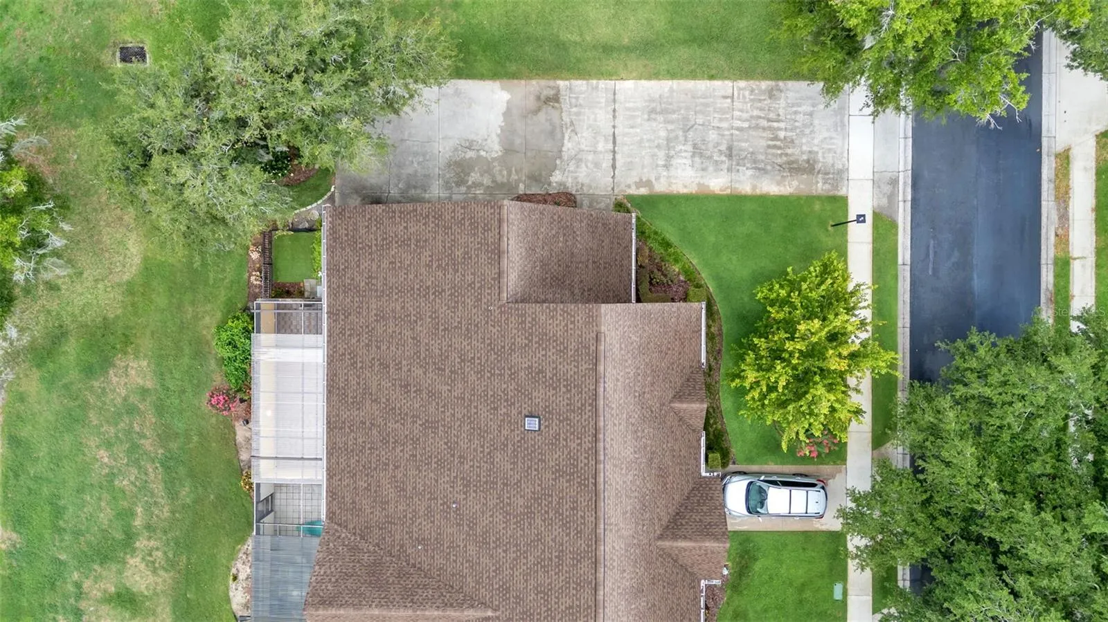 633 Victoria Square Ln, Lakeland, Florida 33813 — photo 44