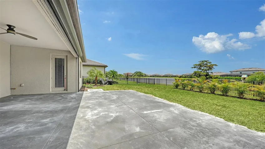 new extended lanai to be screened in