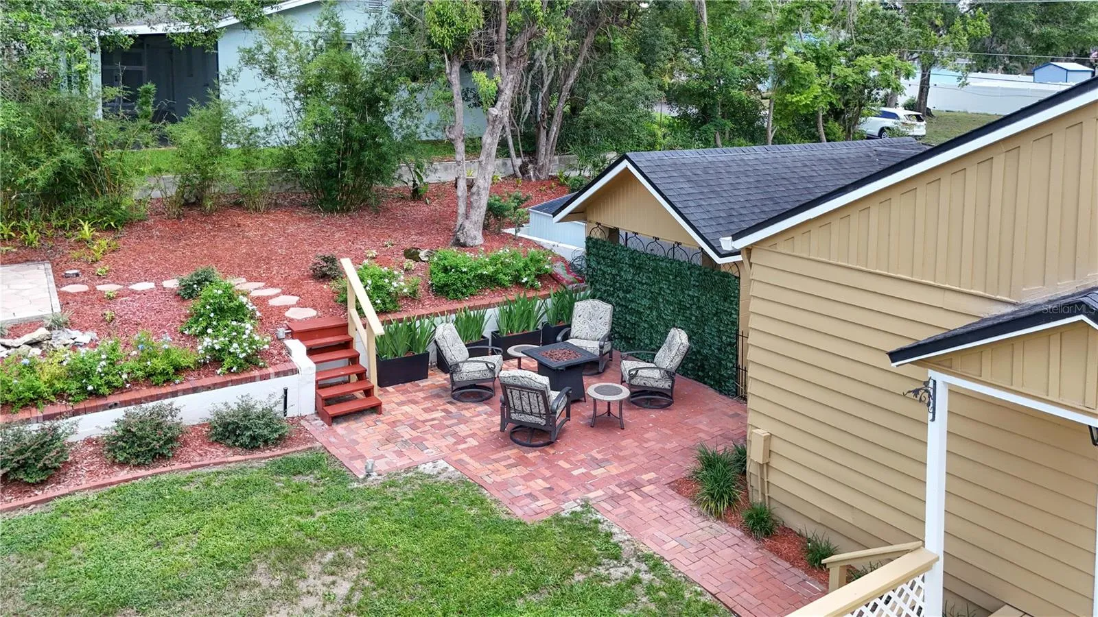 Outdoor Area