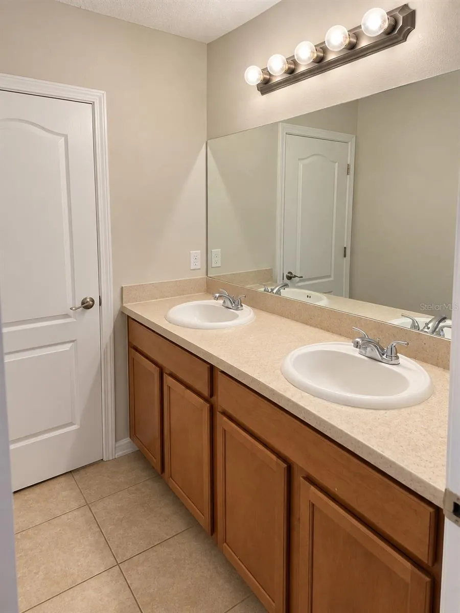 Upstairs Master Bathroom