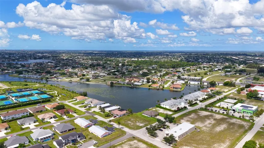 step outside to experience the absolute best of Southwest Florida living.