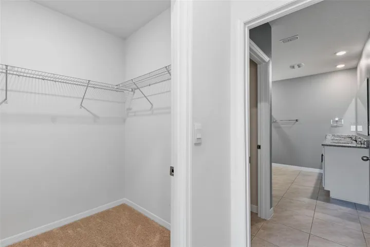 Walk in closet & en-suite bath in the primary