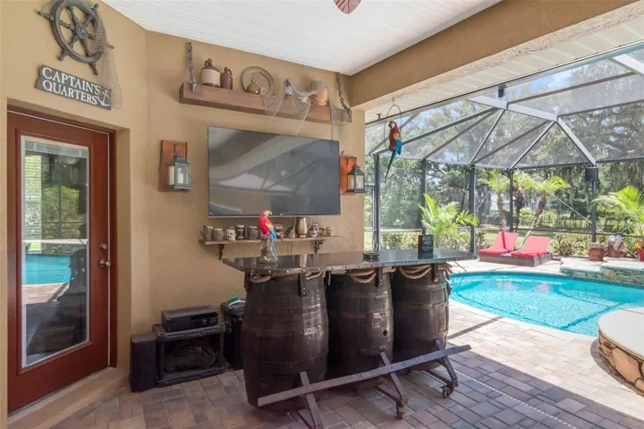 Pool / Patio