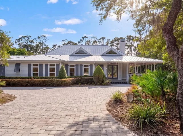 Front View Circular Driveway