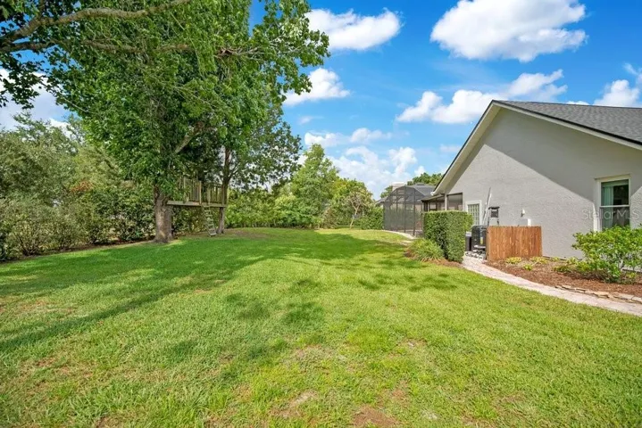Spacious backyard