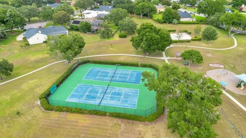 Community tennis courts