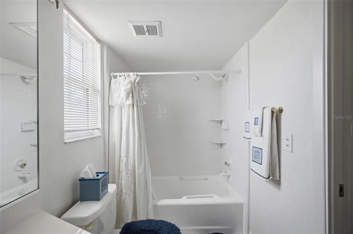 Upstairs bathroom angle 2