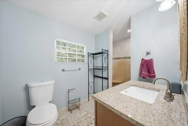 Second Unit - Bathroom