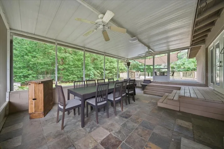 Screened Porch &amp; Outdoor Dining