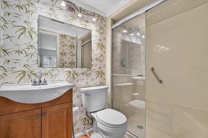 Primary Full Bath