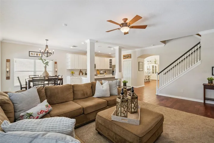 Kitchen and Family Room Combo