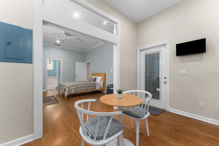 Primary Suite - Full Kitchen with door to lanai