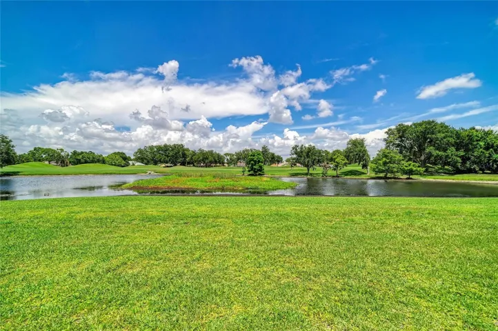 Lake &amp; Golf Course View