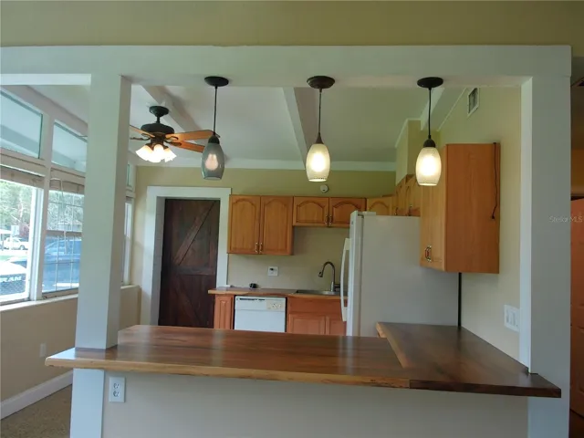 Breakfast bar.