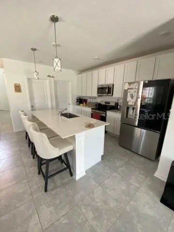 Kitchen pic 2