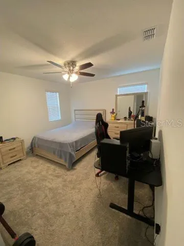 Bedroom 4 pic2