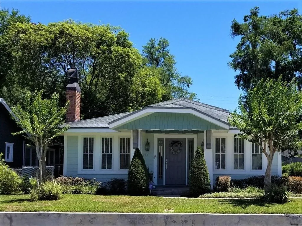 WELCOME HOME! Is 1837 Hollenbeck Drive YOUR next address?
