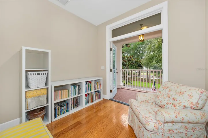 Upstairs flex space