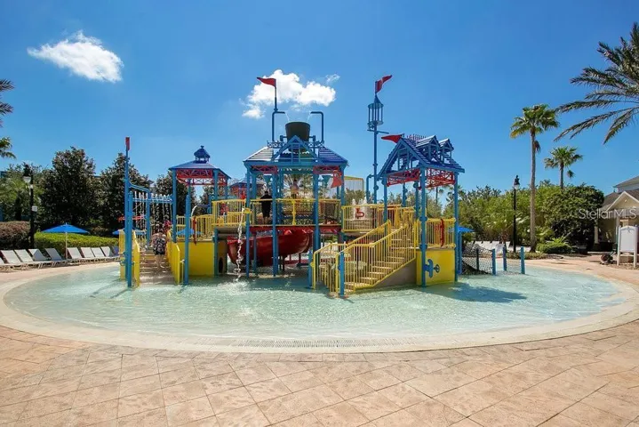 SPLASH PAD