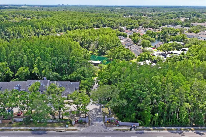 Entrance- Country Rural Feel with all the Amenities close by