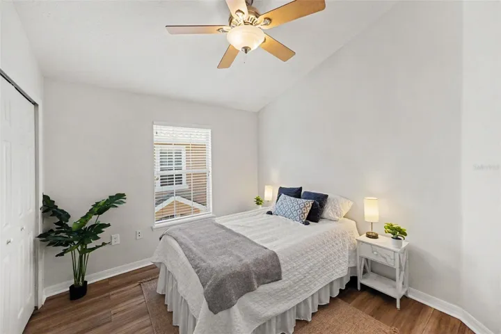 Secondary bedroom