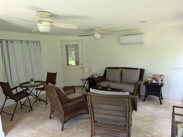 Florida Room 3