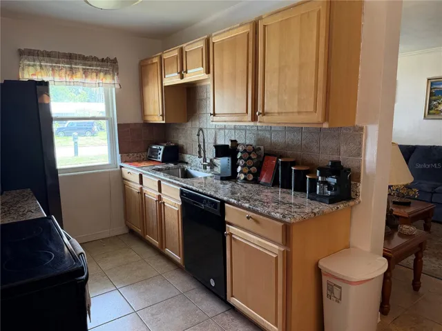 Kitchen 2