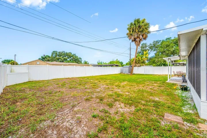 The Left Corner of the Fence is a small City Easement