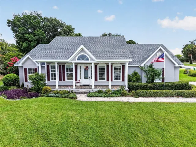 Welcome to 2991 Lake Woodward Drive!
