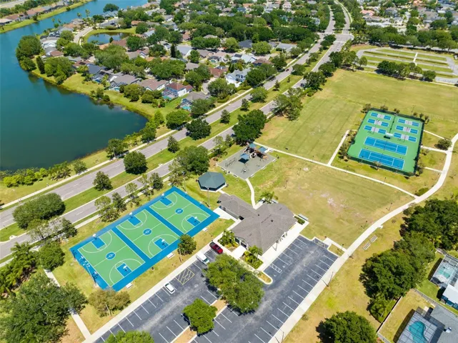 Hunter's Creek features tree lined streets, parks, playgrounds, athletic fields, tennis & basketball courts, & miles of walking & biking trails, just minutes from major shopping, top rated schools, restaurants, & the 417