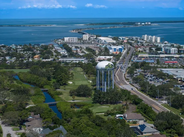 Aerial of the adjacent Dunedin Golf Club