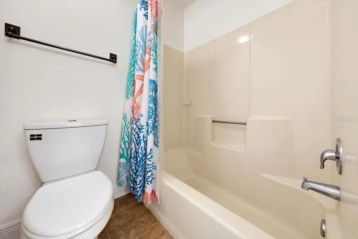 Laundry Room (first floor)