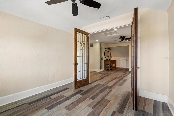 Primary bedroom bonus room