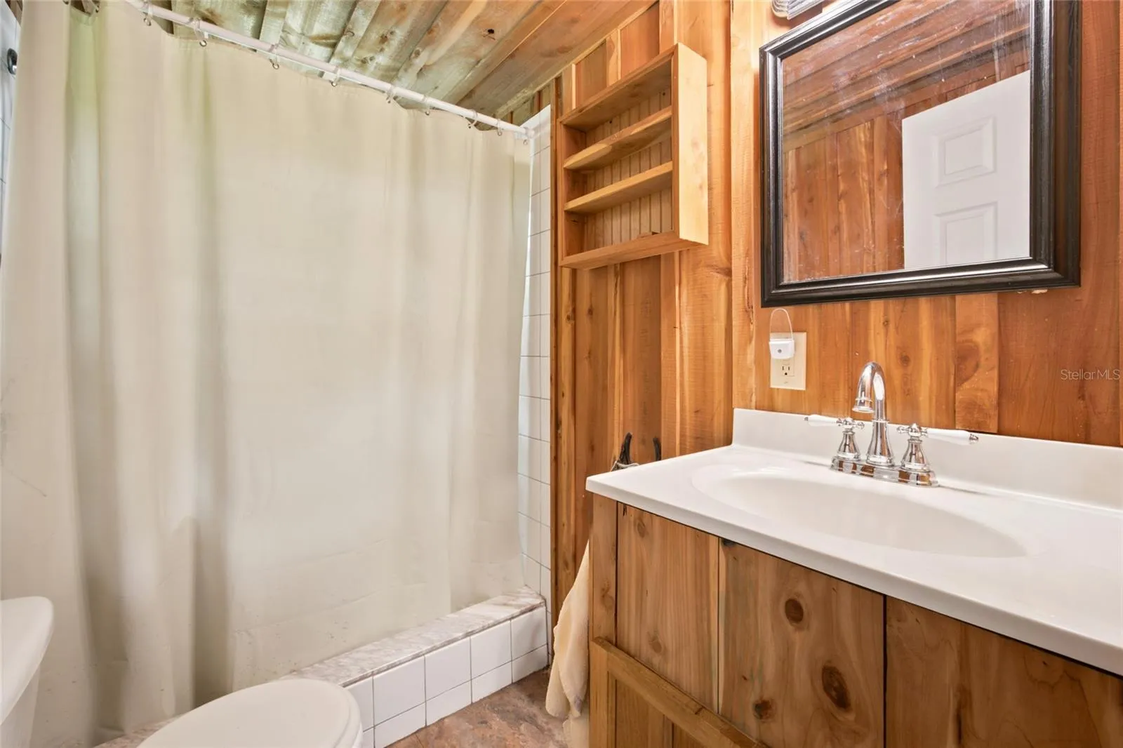 Bathroom - Barn Apartment