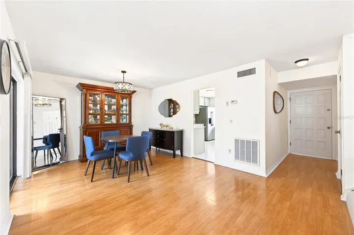 Dining room - 1st floor