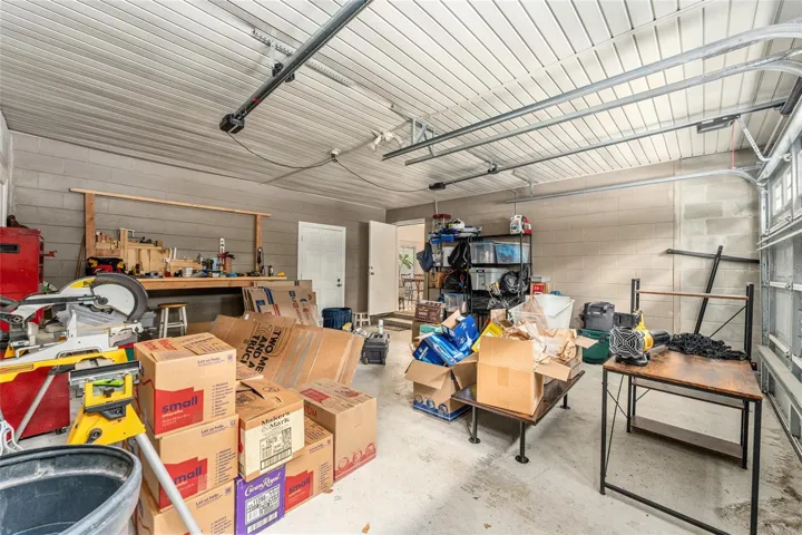 2 car enclosed garage