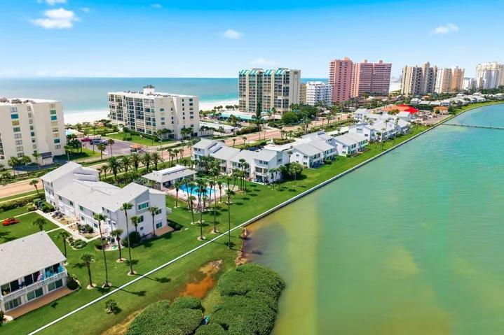 Bayside Gardens I