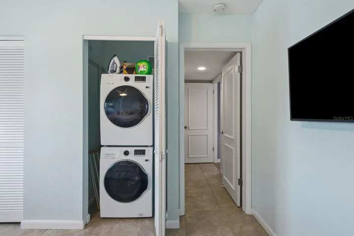 Upper level laundry area in bedroom for convenience