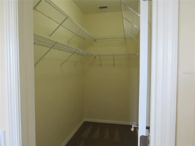Walk-in Closet
