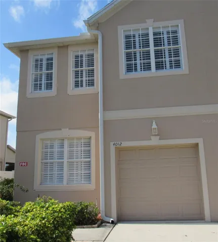 Parkstone is conveniently located in Central Sarasota, just south of Bee Ridge Rd.