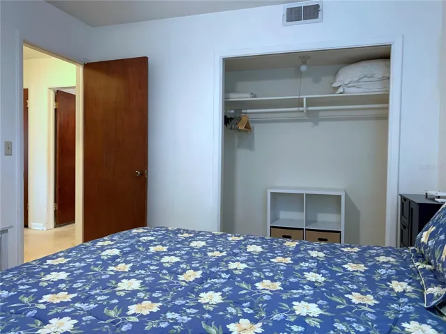 Second bedroom, looking back out into the hallway. All bedrooms, bathrooms have locks, just fyi.