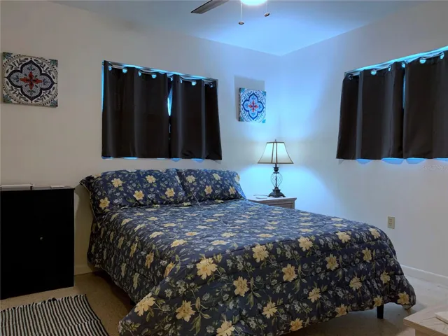 Second bedroom with adjustable Queen bed. Both windows look out into the back yard.