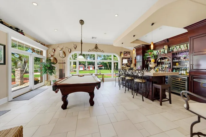 Fabulous recreation room with built in bar