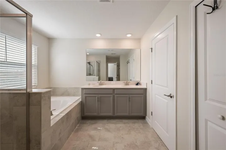 SECOND Primary bathroom