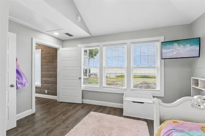 Guest Bedroom 1
