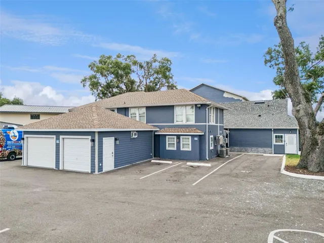 4 Unit Separate Building
