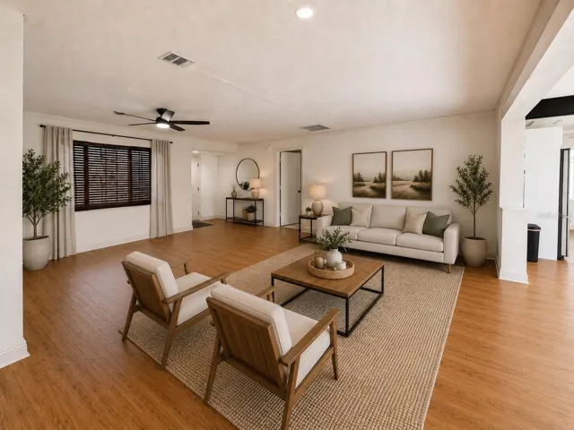LR - Virtual Staging
